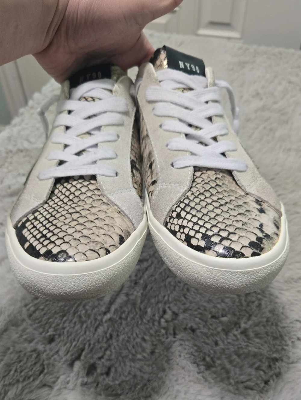 Steve Madden Philosophy gold and snakeskin-embossed low-top sneakers size 10